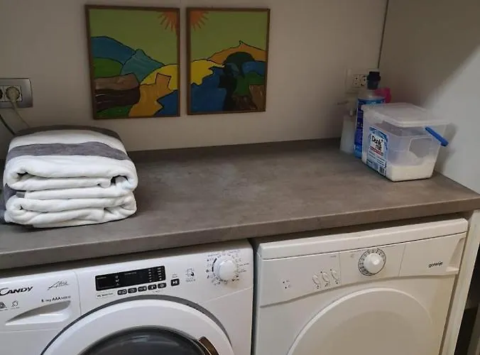 アントアナ フヴァル