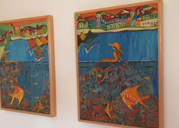 アパート アントアナ フヴァル