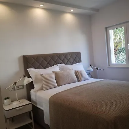 Apartment Antoana *